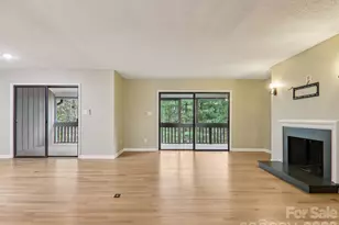 457 Crowfields Dr, Asheville, NC 28803 - Photo 7