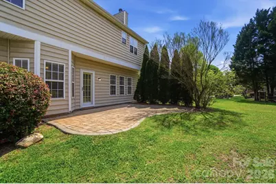 8329 Beardsley Drive, Charlotte, NC 28269 - Photo 31