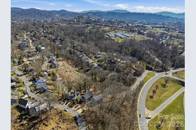 221 Courtland Place, Asheville, NC 28801 - Photo 45