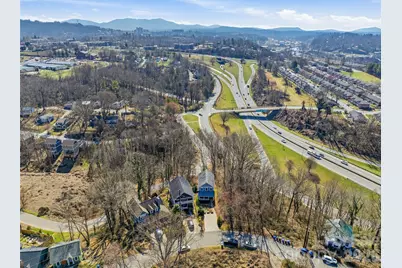 221 Courtland Place, Asheville, NC 28801 - Photo 43