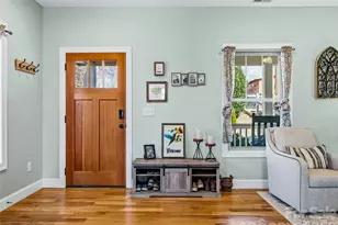 221 Courtland Pl, Asheville, NC 28801 - Photo 7