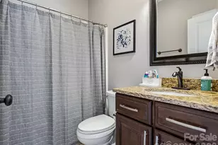 221 Courtland Pl, Asheville, NC 28801 - Photo 33