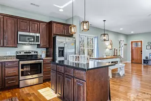 221 Courtland Pl, Asheville, NC 28801 - Photo 19