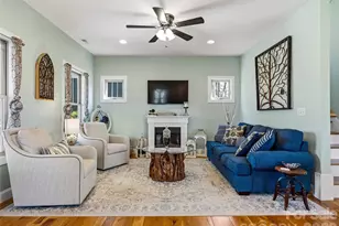 221 Courtland Pl, Asheville, NC 28801 - Photo 9