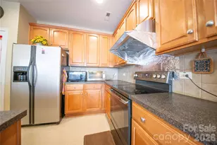 16525 Kettlewell Ln, Charlotte, NC 28277 - Photo 5