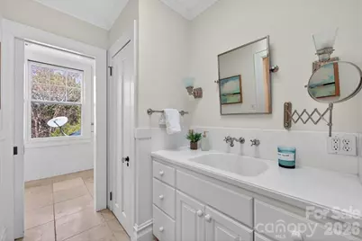 506 Hermitage Court, Charlotte, NC 28207 - Photo 35