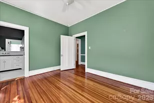 506 Hermitage Ct, Charlotte, NC 28207 - Photo 19