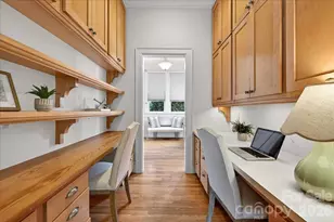 506 Hermitage Ct, Charlotte, NC 28207 - Photo 17