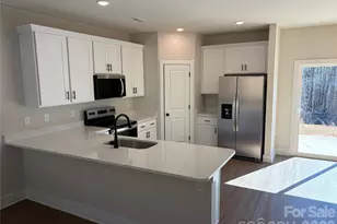 916 Blake Rd, Albemarle, NC 28001 - Photo 5