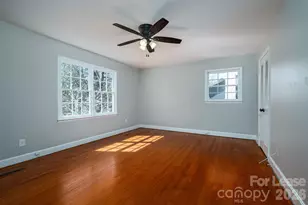 7028 Mapleridge Dr, Charlotte, NC 28210 - Photo 19