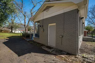 7028 Mapleridge Dr, Charlotte, NC 28210 - Photo 29