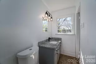 7028 Mapleridge Dr, Charlotte, NC 28210 - Photo 25