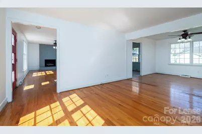 7028 Mapleridge Drive, Charlotte, NC 28210 - Photo 17