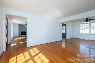 7028 Mapleridge Dr, Charlotte, NC 28210 - Photo 17