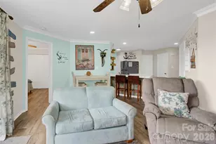 18857 Vineyard Point Ln, Cornelius, NC 28031 - Photo 7