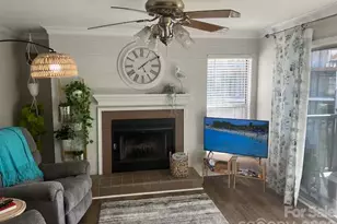 18857 Vineyard Point Ln, Cornelius, NC 28031 - Photo 7