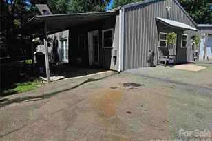 669 Old Lowgap Rd, Mount Airy, NC 27030 - Photo 3