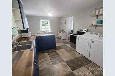 906 N Flint Street, Lincolnton, NC 28092 - Photo 5