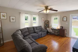 906 N Flint St, Lincolnton, NC 28092 - Photo 3