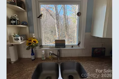 6 Ridgewood Lane, Newland, NC 28657 - Photo 9