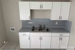 2544 Abelwood Rd, Charlotte, NC 28216 - Photo 5