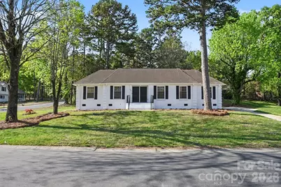 834 Braxfield Drive, Charlotte, NC 28217 - Photo 1