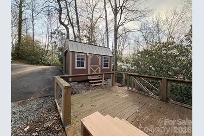 157 Hemlock Loop, Newland, NC 28657 - Photo 11
