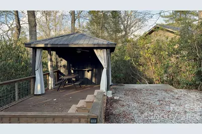 157 Hemlock Loop, Newland, NC 28657 - Photo 3