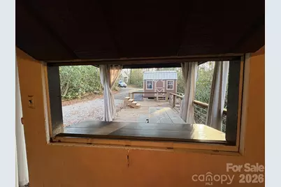 157 Hemlock Loop, Newland, NC 28657 - Photo 9