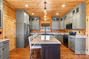 61 Majestic Path, Nebo, NC 28761 - Photo 5