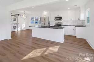 4629 Hidden Valley Rd, Charlotte, NC 28213 - Photo 3