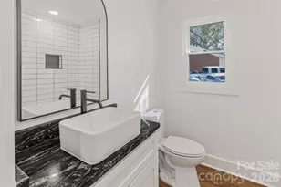 4629 Hidden Valley Rd, Charlotte, NC 28213 - Photo 9