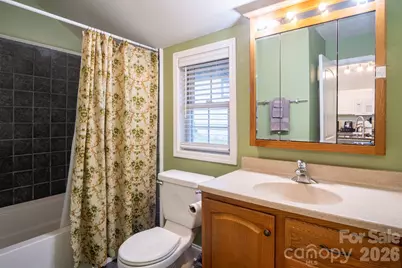 611 W Iredell Avenue, Mooresville, NC 28115 - Photo 15