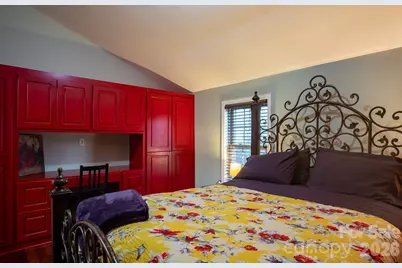 611 W Iredell Avenue, Mooresville, NC 28115 - Photo 13