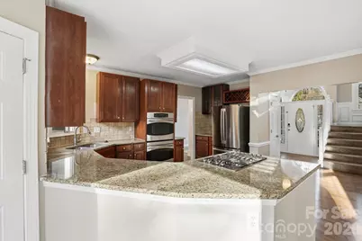 4915 Benthaven Lane, Charlotte, NC 28269 - Photo 21