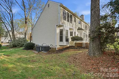 4915 Benthaven Lane, Charlotte, NC 28269 - Photo 37