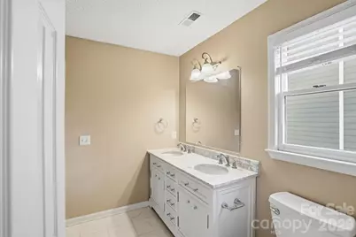 4915 Benthaven Lane, Charlotte, NC 28269 - Photo 33