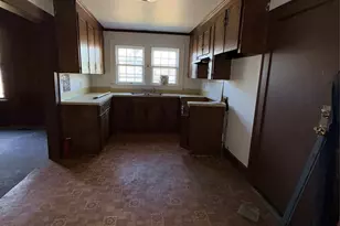 1015 Clark St, Rocky Mount, NC 27801 - Photo 9