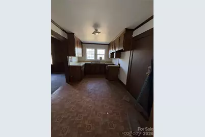 1015 Clark Street, Rocky Mount, NC 27801 - Photo 7