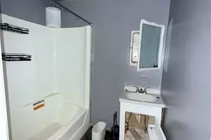 1015 Clark St, Rocky Mount, NC 27801 - Photo 7