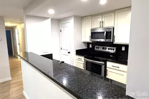 1604 Arlyn Cir, Charlotte, NC 28213 - Photo 9