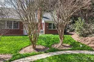 19960 Oak Leaf Cir, Cornelius, NC 28031 - Photo 27