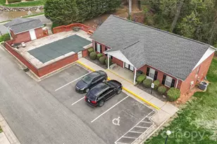 19960 Oak Leaf Cir, Cornelius, NC 28031 - Photo 29