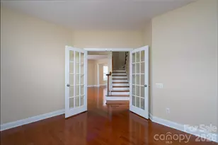 10123 Newtonmore Dr, Charlotte, NC 28278 - Photo 11