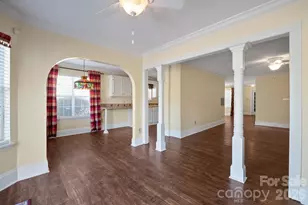 5805 Amity Springs Dr, Charlotte, NC 28212 - Photo 9