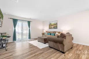 2326 Trollinger Dr, Catawba, NC 28609 - Photo 9