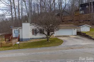 57 Melody Ln, Maggie Valley, NC 28751 - Photo 3