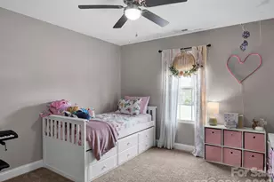 2979 Greenleaf Rd, Clover, SC 29710 - Photo 15