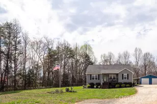 2979 Greenleaf Rd, Clover, SC 29710 - Photo 1