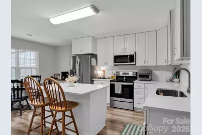 2979 Greenleaf Road, Clover, SC 29710 - Photo 5